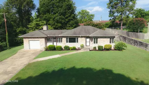 105 Grata Rd, Knoxville, TN 37914