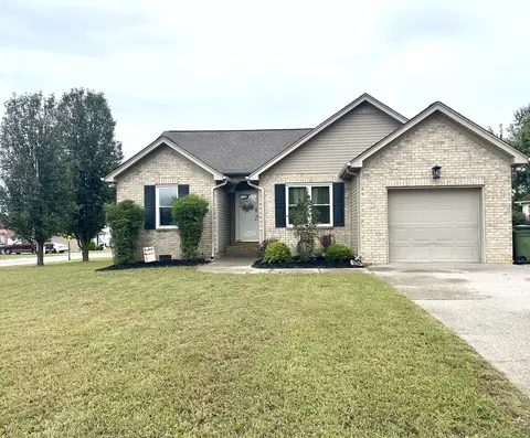 1321 Hartwell Ct, Lebanon, TN 37087