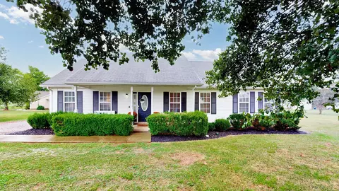 102 Marcus Cir, Murfreesboro, TN 37130