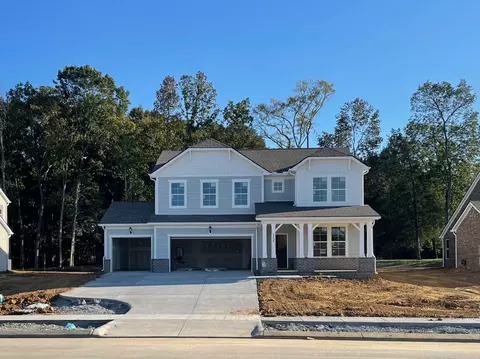 1235 Tucker Dr, Lebanon, TN 37087