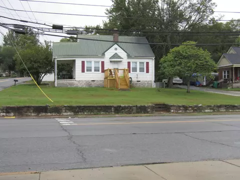 104 8th Ave S, Lewisburg, TN 37091