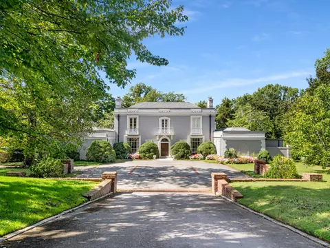 541 Jackson Blvd, Nashville, TN 37205