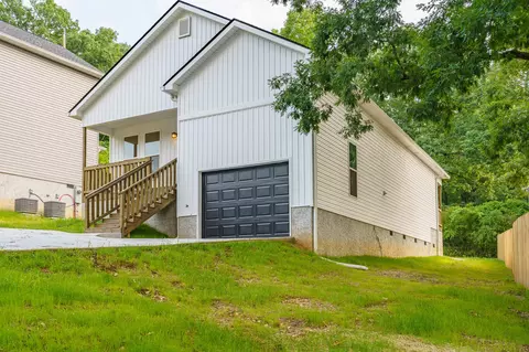 3016 Addison Rd, Chattanooga, TN 37406