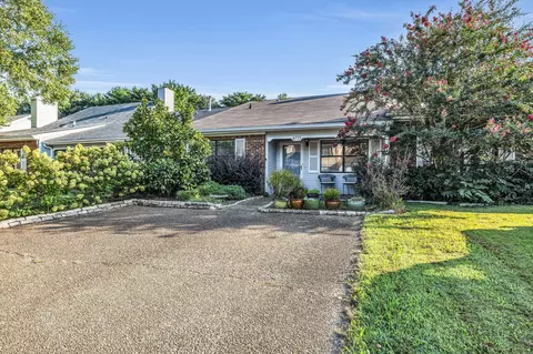 6773 Hickory Creek Rd, Chattanooga, TN 37421