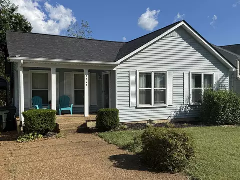 1521 Andchel Dr, Hermitage, TN 37076