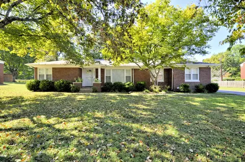224 Cherokee Trl, Clarksville, TN 37043
