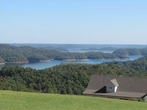 10 Bald Eagle Ln # B, Hilham, TN 38568 photo 3
