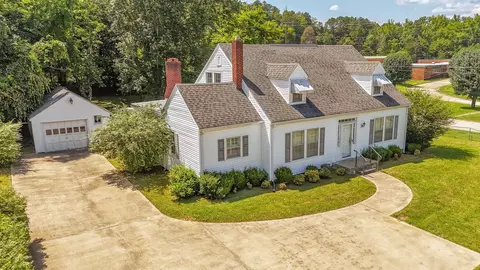 117 N High St, Waynesboro, TN 38485