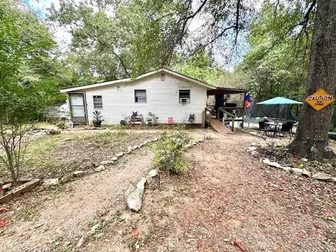 80 Vaughan Way, Crump, TN 38327