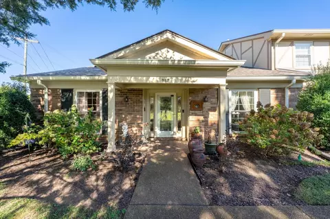 987 Todd Preis Dr, Nashville, TN 37221
