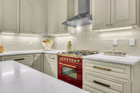 Kitchen - 401 E Main St, Murfreesboro, TN 37130 photo 3 of 5
