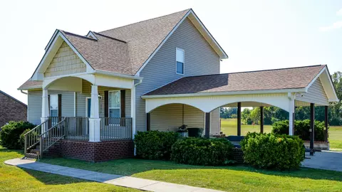 151 N Harris Rd, Portland, TN 37148