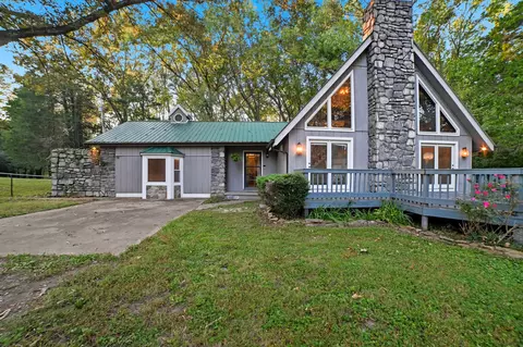 1824 Dotsonville Rd, Clarksville, TN 37042