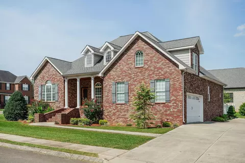 203 Saint Andrews Ct, Mcminnville, TN 37110