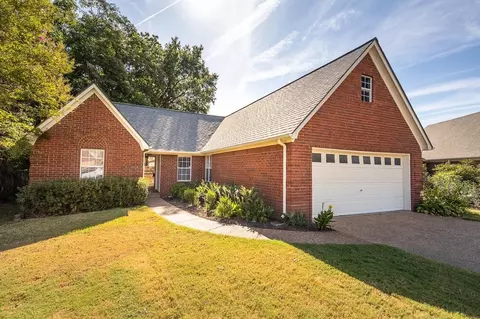 7459 Overcreek Ln, Memphis, TN 38133
