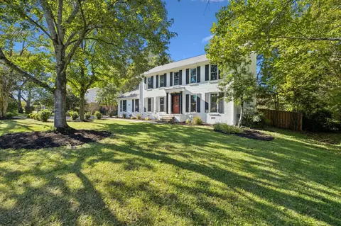 1456 Haynes Dr, Murfreesboro, TN 37129