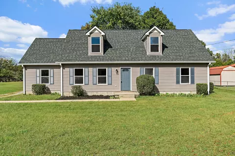 583 Parsons Rd, Christiana, TN 37037