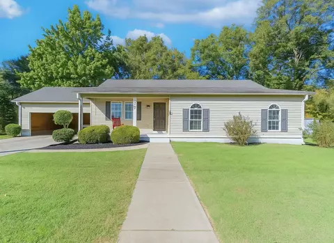 522 E Main St, Halls, TN 38040