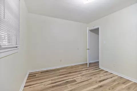 Bedroom - 709 W Walnut St, Dickson, TN 37055 photo 4 of 4