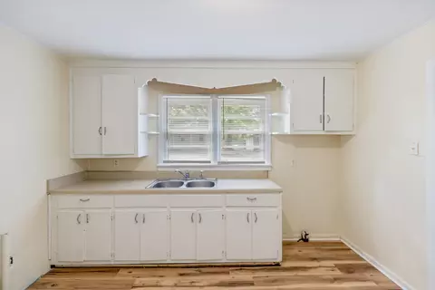 Kitchen - 709 W Walnut St, Dickson, TN 37055 photo 1 of 1