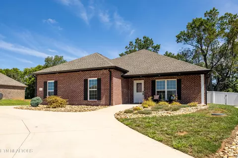 1916 Griffitts Mill Cir, Maryville, TN 37803