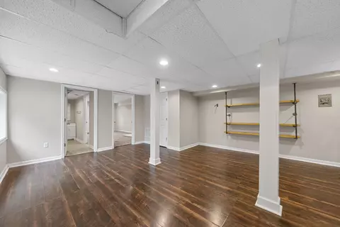 Living - 2938 Highway 48, Cunningham, TN 37052 photo 4 of 5