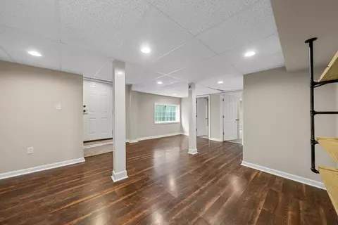 Living - 2938 Highway 48, Cunningham, TN 37052 photo 5 of 5
