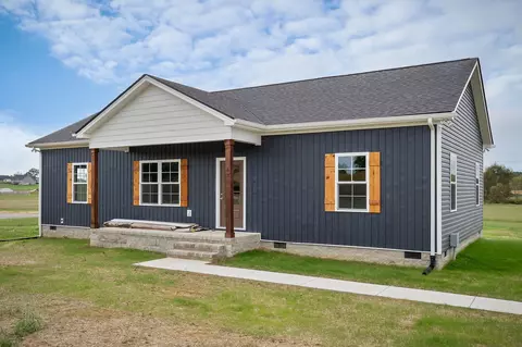 678 Black Oak Rd, Sparta, TN 38583