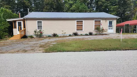 315 Bill Hunter Rd # C, Celina, TN 38551