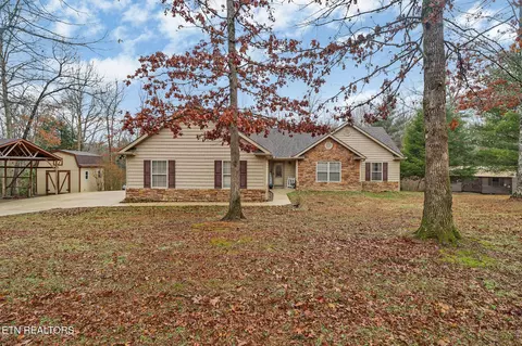 224 Victoria Cir, Jamestown, TN 38556