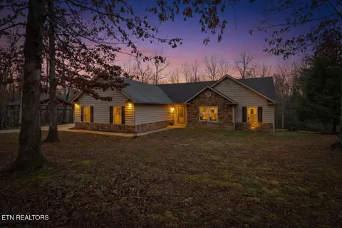 224 Victoria Cir, Jamestown, TN 38556