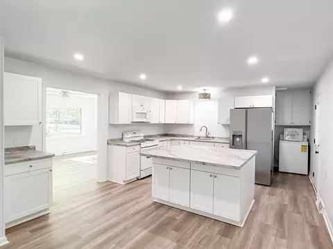 1417 Crestview Dr, Madisonville, KY 42431