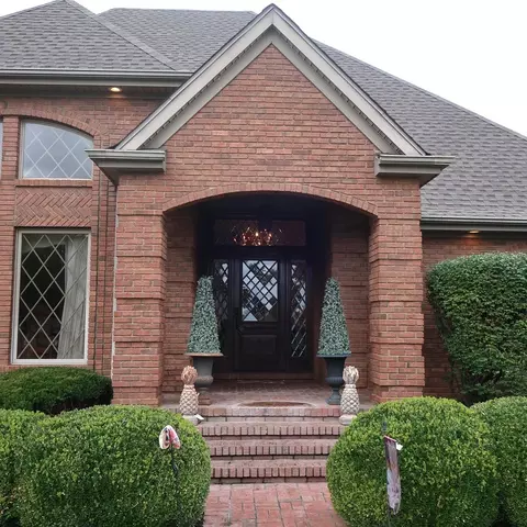 1538 Spring Creek Dr, Murray, KY 42071