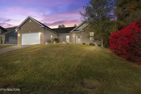 7309 Fort Apache Rd, Corryton, TN 37721