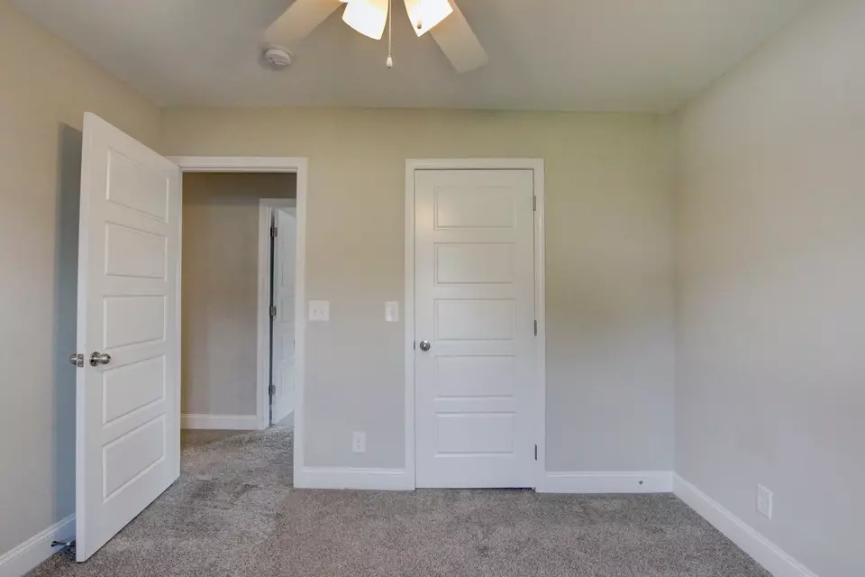 Bedroom - 231 King Rd, Clarksville, TN 37042 photo 5 of 10