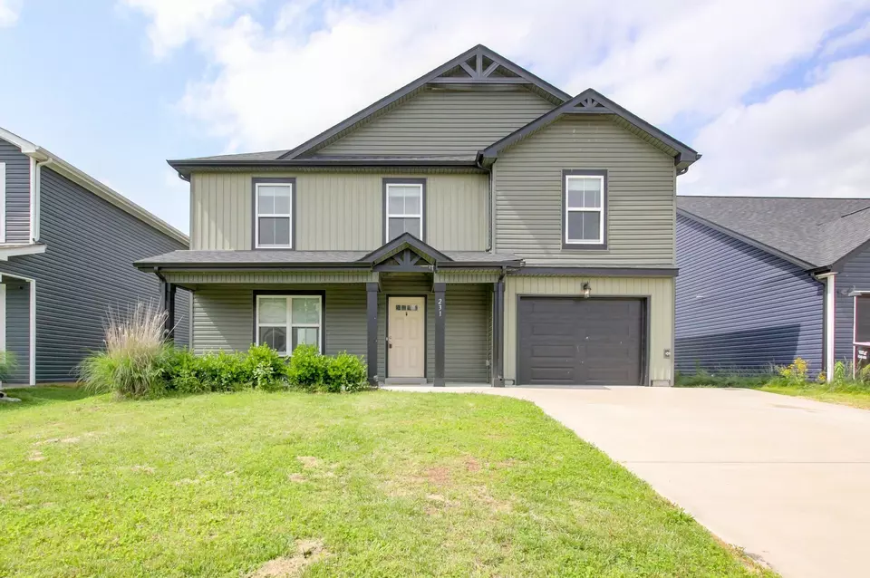 Exterior - 231 King Rd, Clarksville, TN 37042 photo 1 of 5