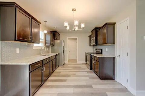 Kitchen - 231 King Rd, Clarksville, TN 37042 photo 1 of 1