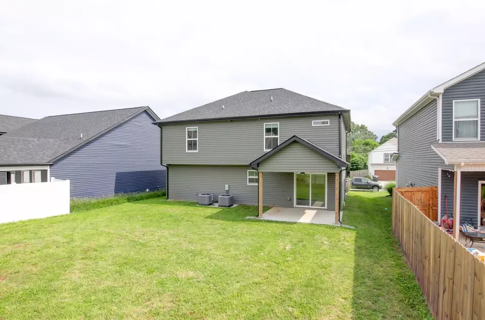 Exterior - 231 King Rd, Clarksville, TN 37042 photo 5 of 5