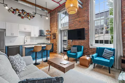 1350 Rosa Parks Blvd #367, Nashville, TN 37208
