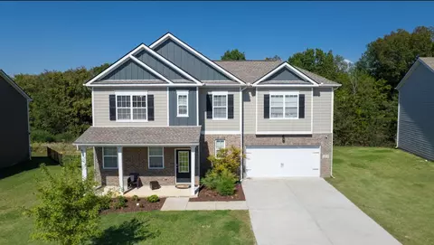 1017 Altavista Ln, Smyrna, TN 37167