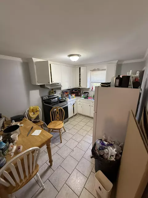 Kitchen - 352 Foxglove Dr, Nashville, TN 37211 photo 1 of 4