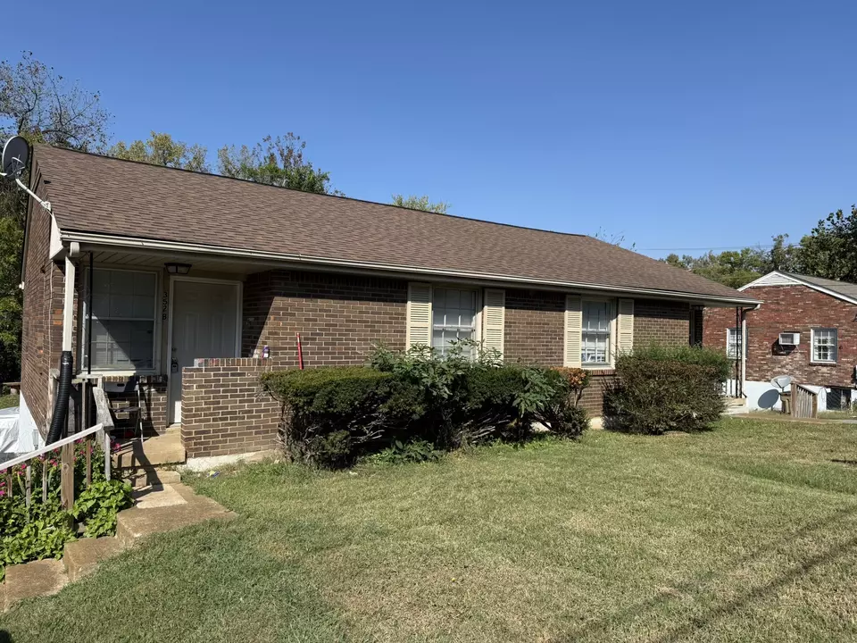 Exterior - 352 Foxglove Dr, Nashville, TN 37211 photo 2 of 6