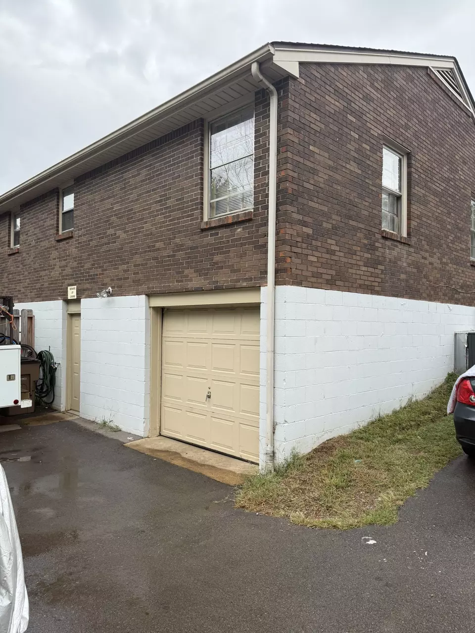Exterior - 352 Foxglove Dr, Nashville, TN 37211 photo 5 of 6