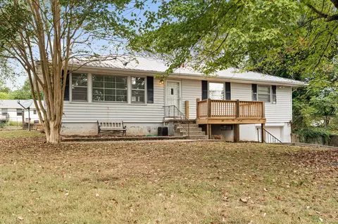 110 Fairhill Ave, Calhoun, TN 37309