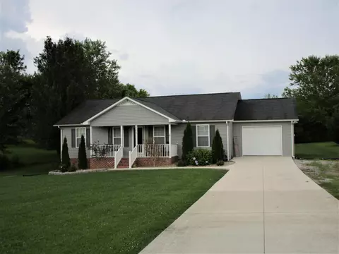 4543 Ewing Dr, Baxter, TN 38544 photo 1
