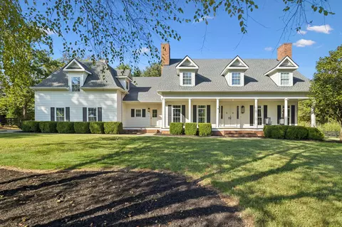 4420 Shores Rd, Murfreesboro, TN 37128