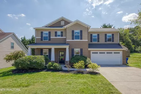 11608 Grove Hill Ln, Knoxville, TN 37932