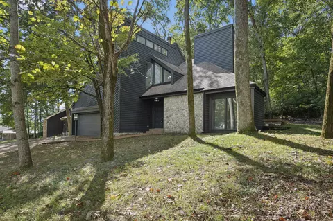 660 Mercer Dr, Hermitage, TN 37076