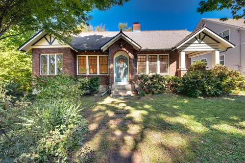 2608 W Linden Ave, Nashville, TN 37212