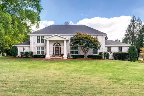 1937 Shamrock Dr, Brentwood, TN 37027